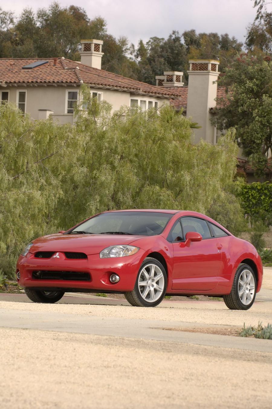 Mitsubishi Eclipse 2009 года  (фото 63 из 205)